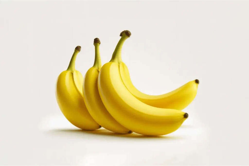 Kenapa Pisang Cepat Matang Setelah Dipetik? Ini Penjelasan Sainsnya! Pisang dengan kulit berwarna kuning